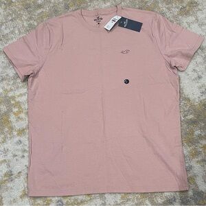 Hollister Men's Light Pink Short Sleeve Tee